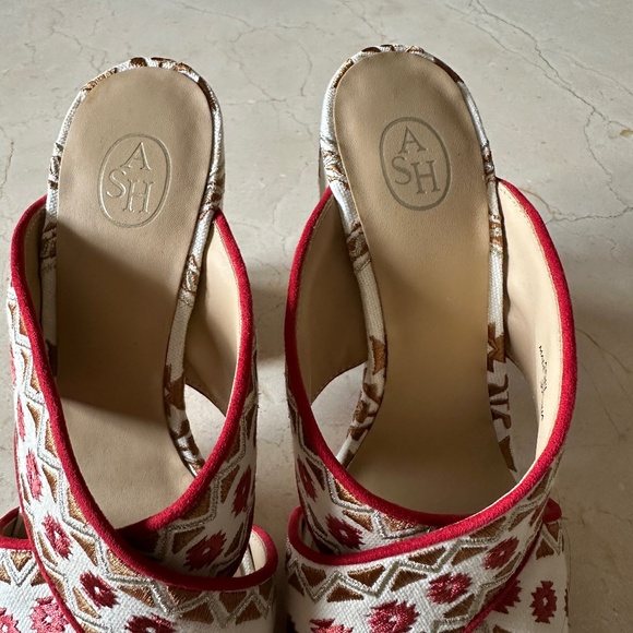 NWOT ASH Womens Red Aztec Embroidered Adel shoes size 39 - Picture 4 of 7